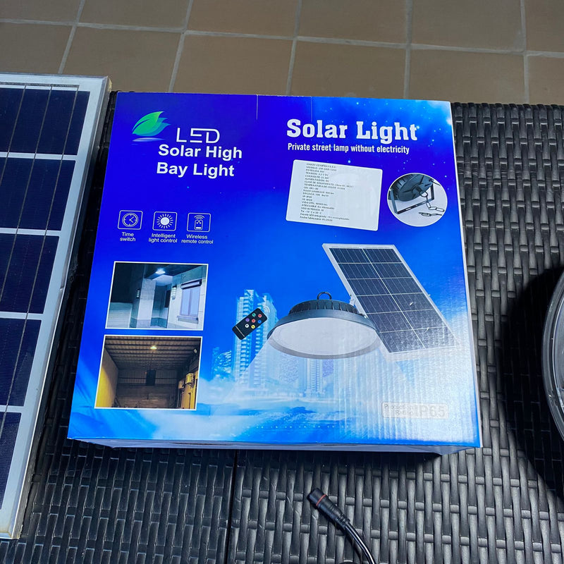 Lámpara Solar LED Hardy 300W – Tipo Campana con Panel Solar y Control Remoto foto 6