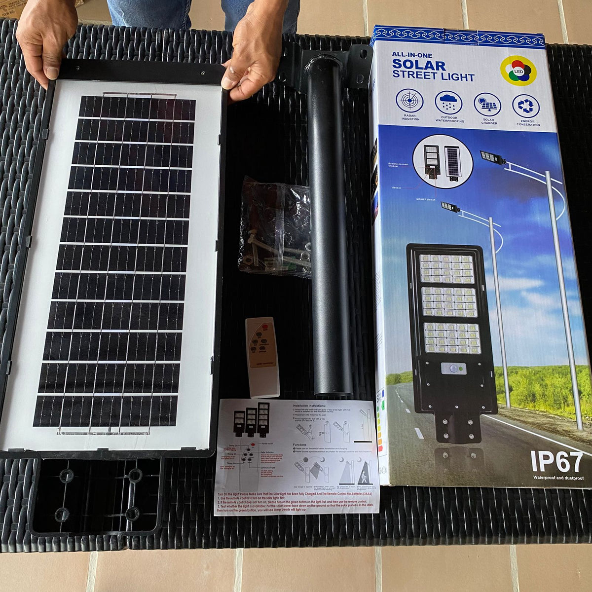 Lámpara Solar Hardy 300W – Luz de Calle IP67 con Control Remoto y Sensor 1 año de garantia - 8
