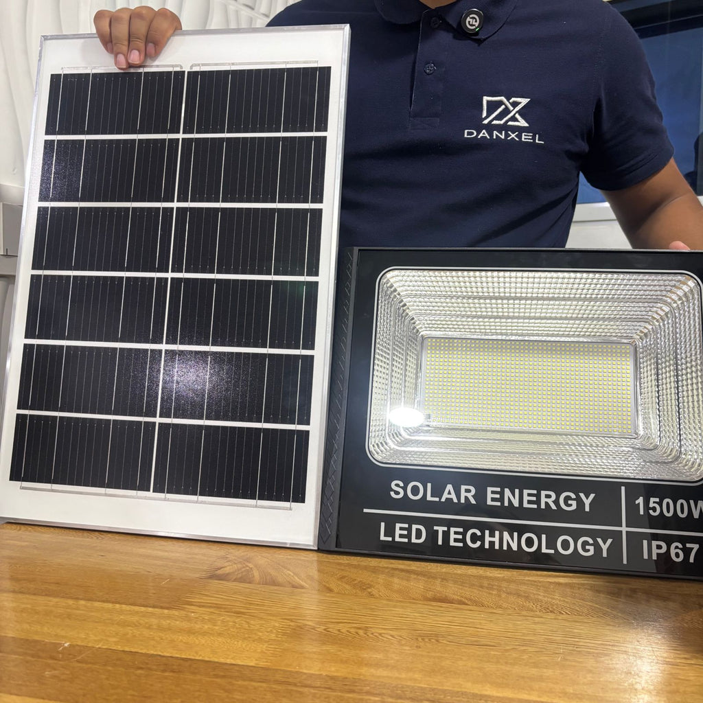 Reflector Solar 1500 WATT Tecnología IP67 SOLAR LIGHT 1 año de garantía