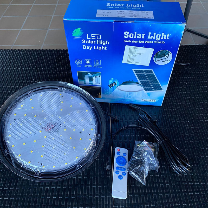 Lámpara Solar LED Hardy 300W – Tipo Campana con Panel Solar y Control Remoto foto 8