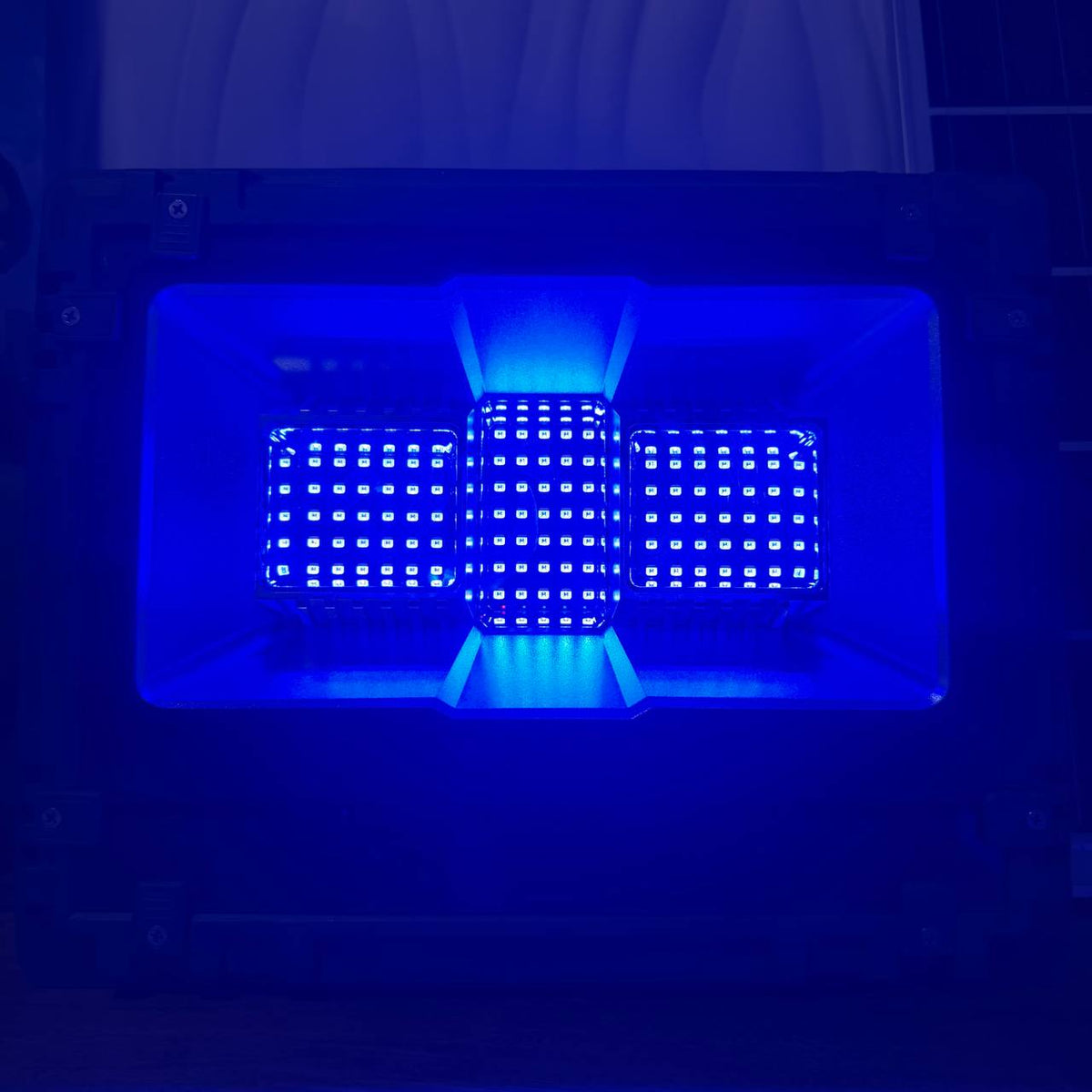 Reflector Solar RGB 500W — Multicolor con Panel Solar y Control Remoto - 8