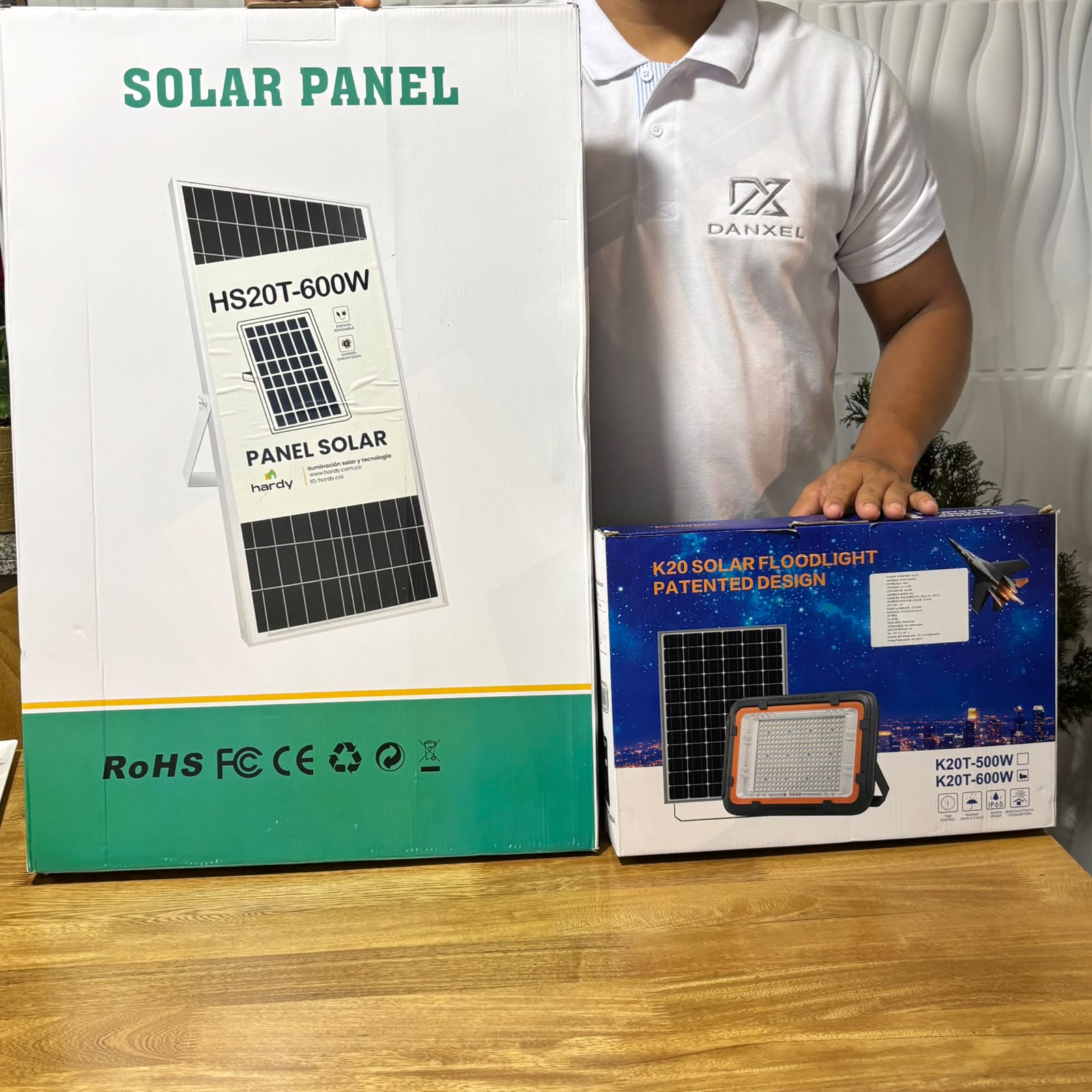reflector solar Hardy de 600 watt con 3 Años de garantía