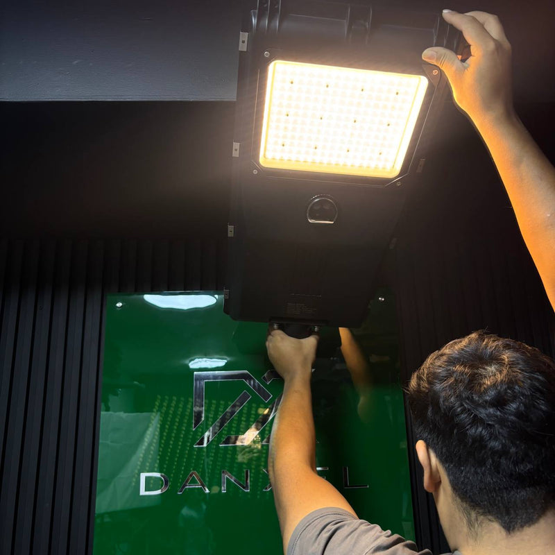 Lámpara Solar Hardy ROMA — Luz Cálida 3000K · Alumbrado Público Certificado RETILAP foto 10