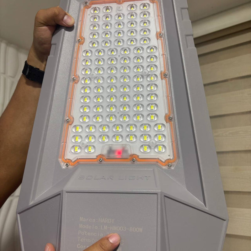 Lámpara Solar de Calle Hardy 800W – Panel Solar Independiente y Control Remoto foto 13