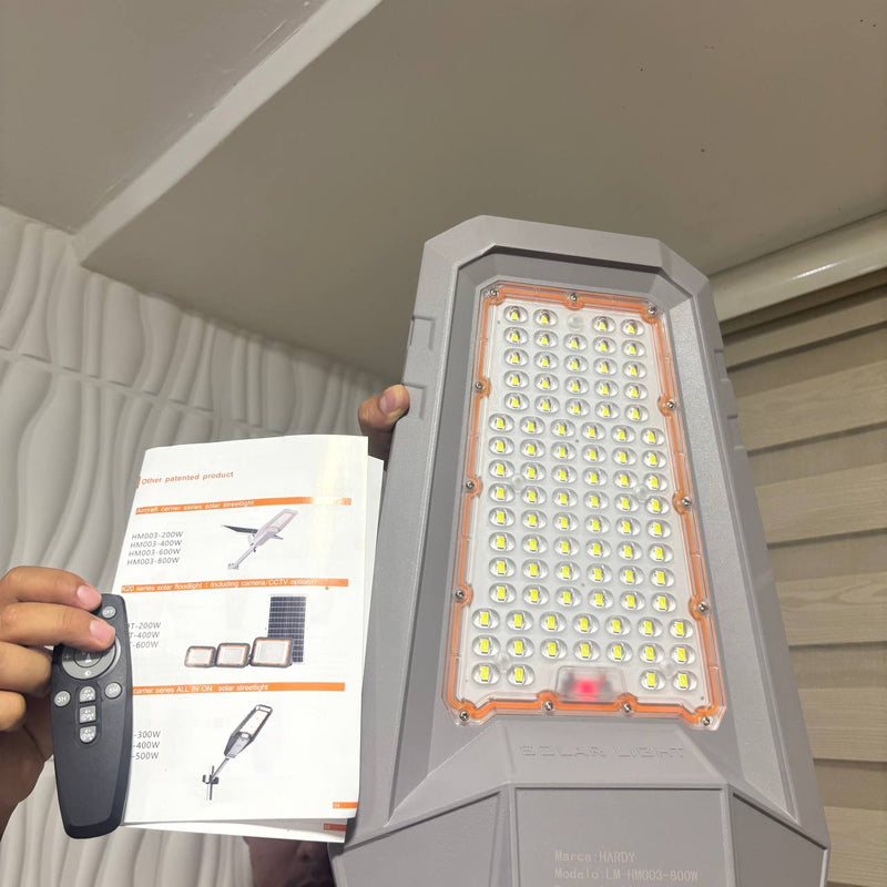 Lámpara Solar de Calle Hardy 800W – Panel Solar Independiente y Control Remoto foto 12