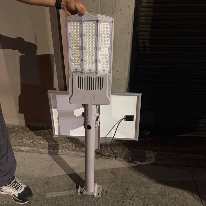 Lámpara Solar Hardy 1500W — Alumbrado Público con Panel Solar Independiente y Control Remoto foto 9