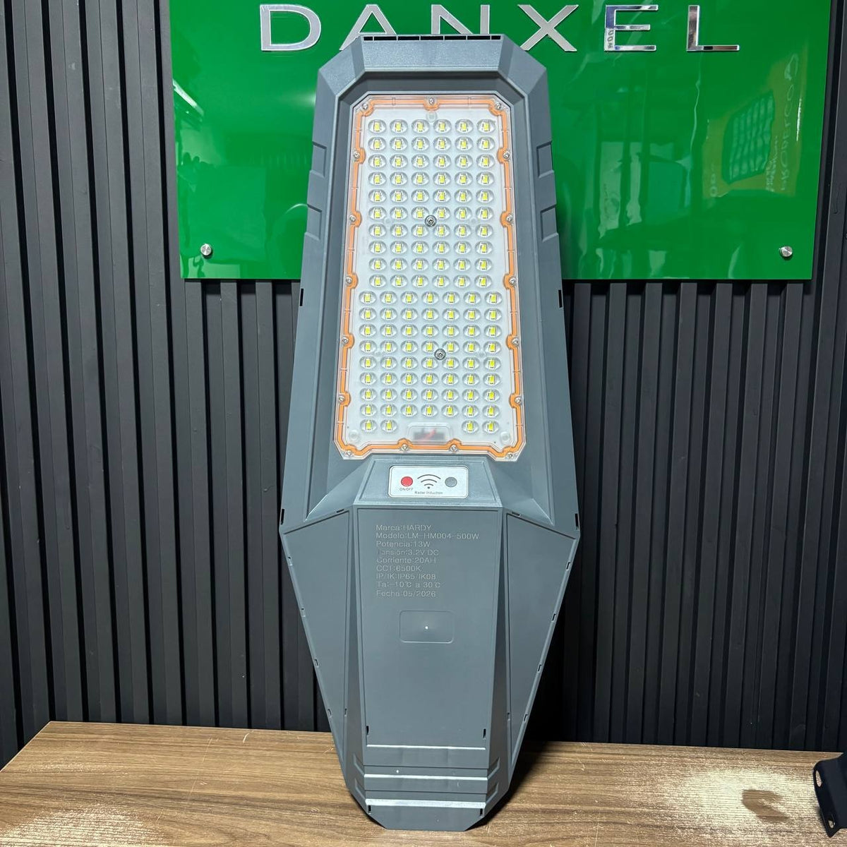Lámpara Solar Hardy Estelar 500 — Luz Fría 6500K · Sensor de Movimiento y Control Remoto - 8