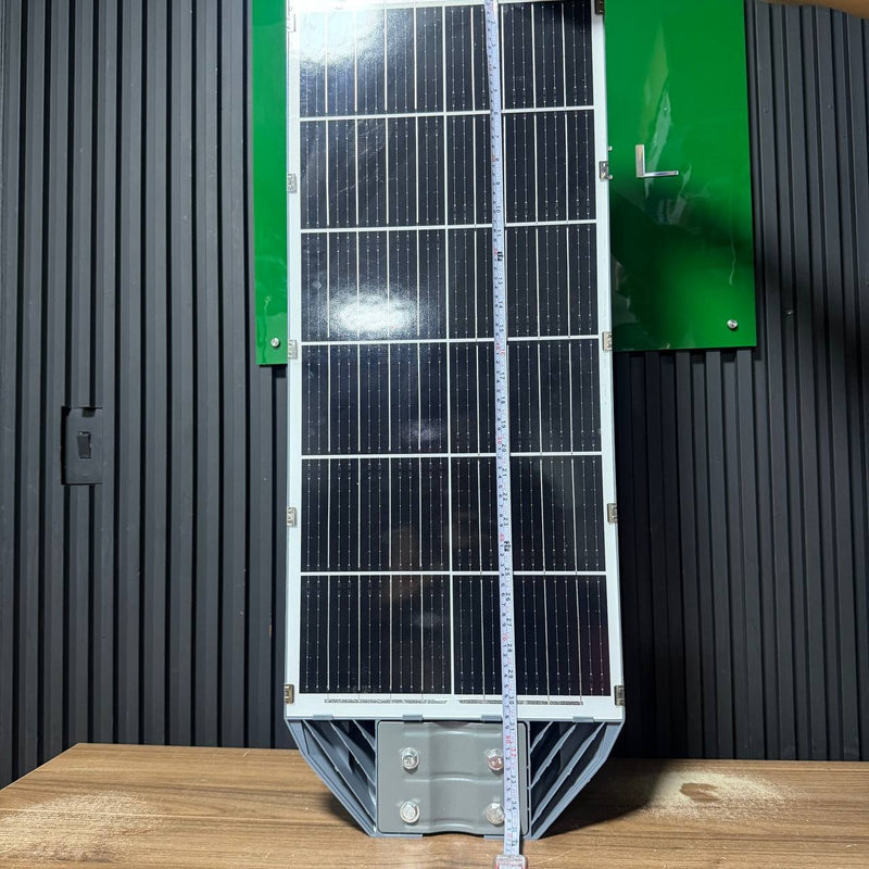 Lámpara Solar Hardy Solaris 2000 — Luz Fría 6500K · Industrial y Áreas Extensas foto 12